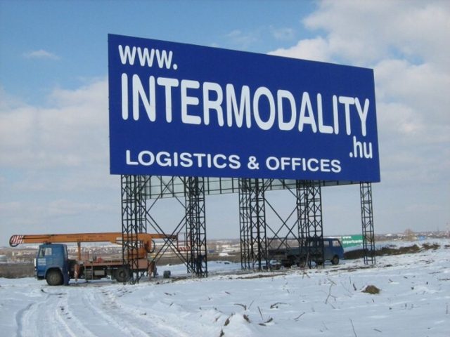 kozteruleti_reklamtabla_017-1030x773